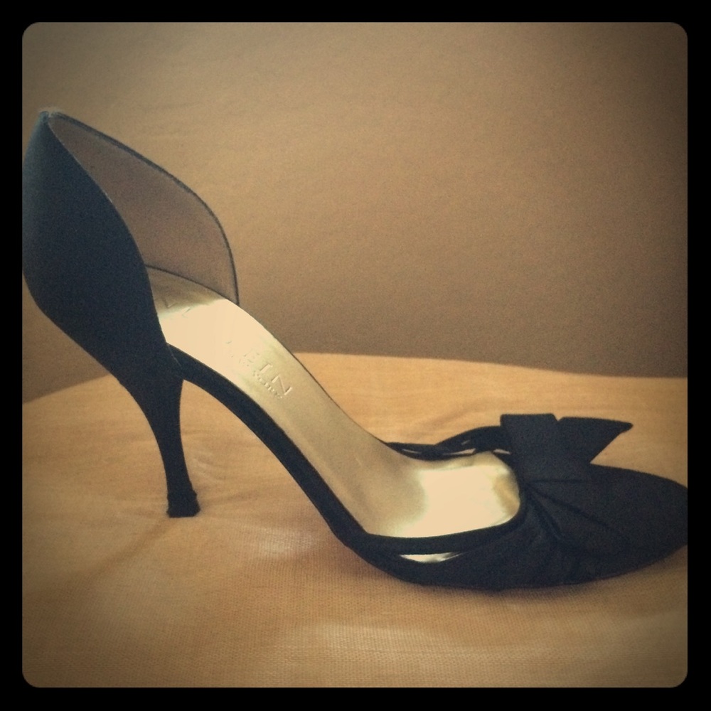 ANNE KLEIN Black  High Heels.